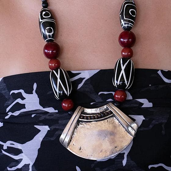 Aniese Silver Beaded Necklace image